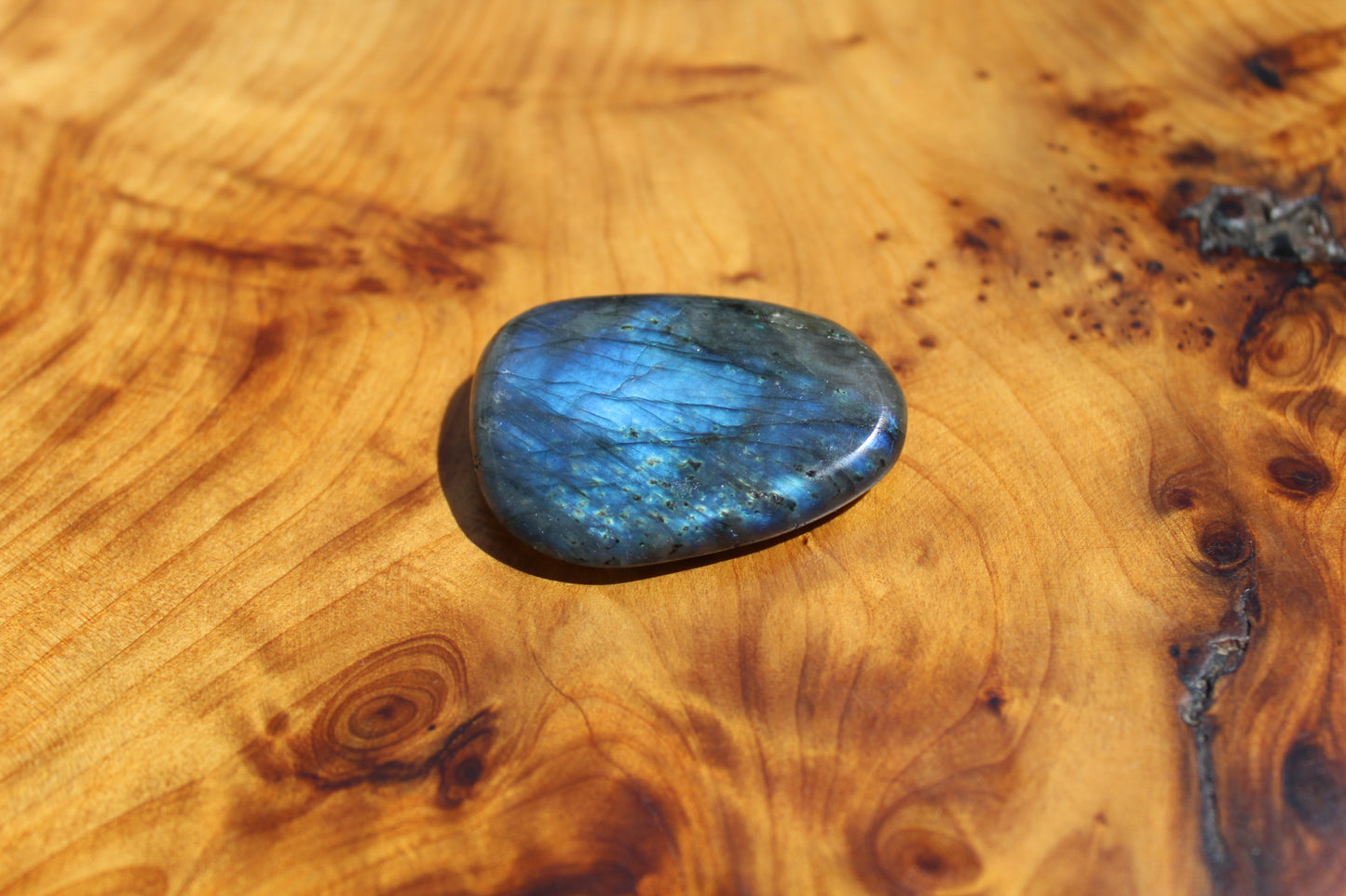 Labradorite Pebblestone