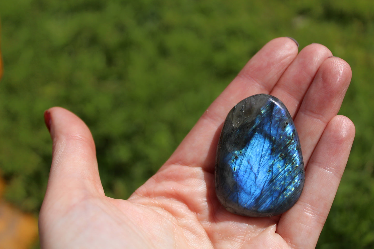 Labradorite Pebblestone